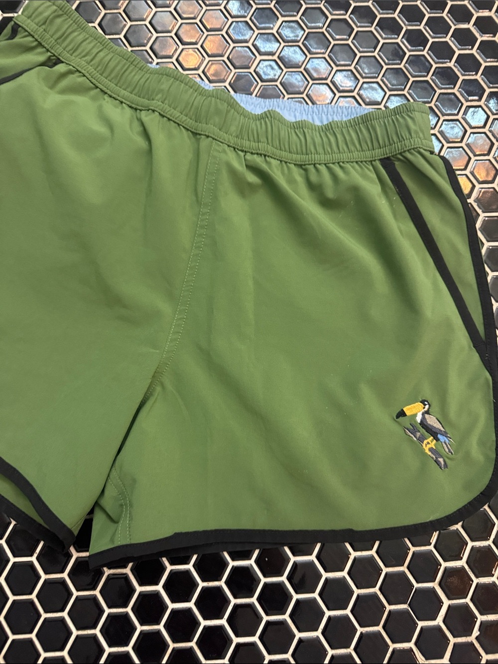 Men's Bonobos Green Athletic / Swim Shorts with zip pocket, mesh liner. Small